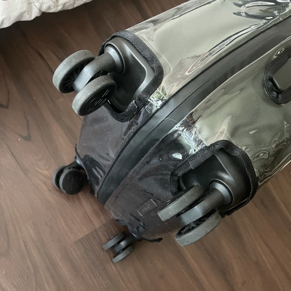 Off-White Suitcase - Picture 6 of 16